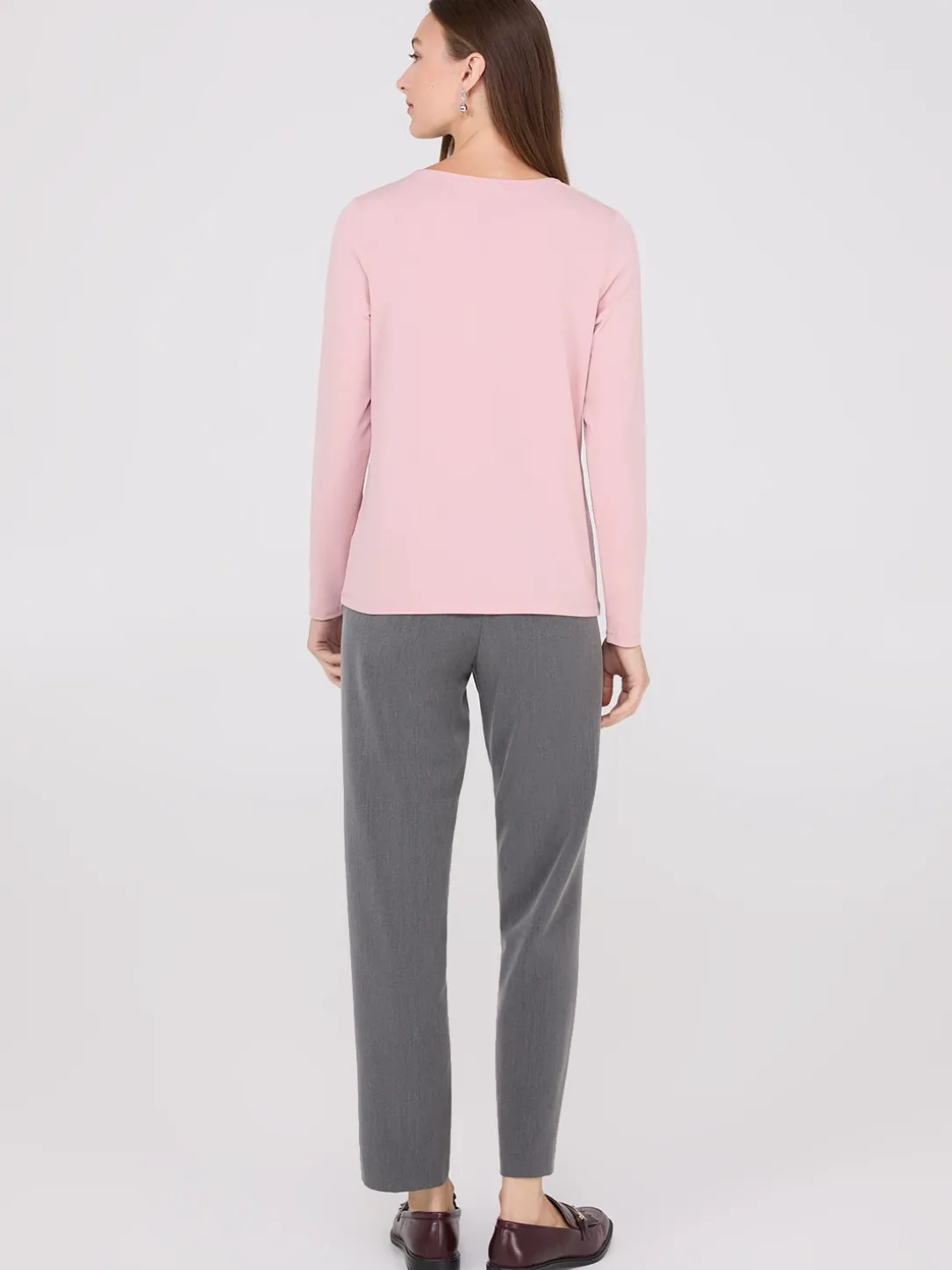 Chain Keyhole Long Sleeve Top