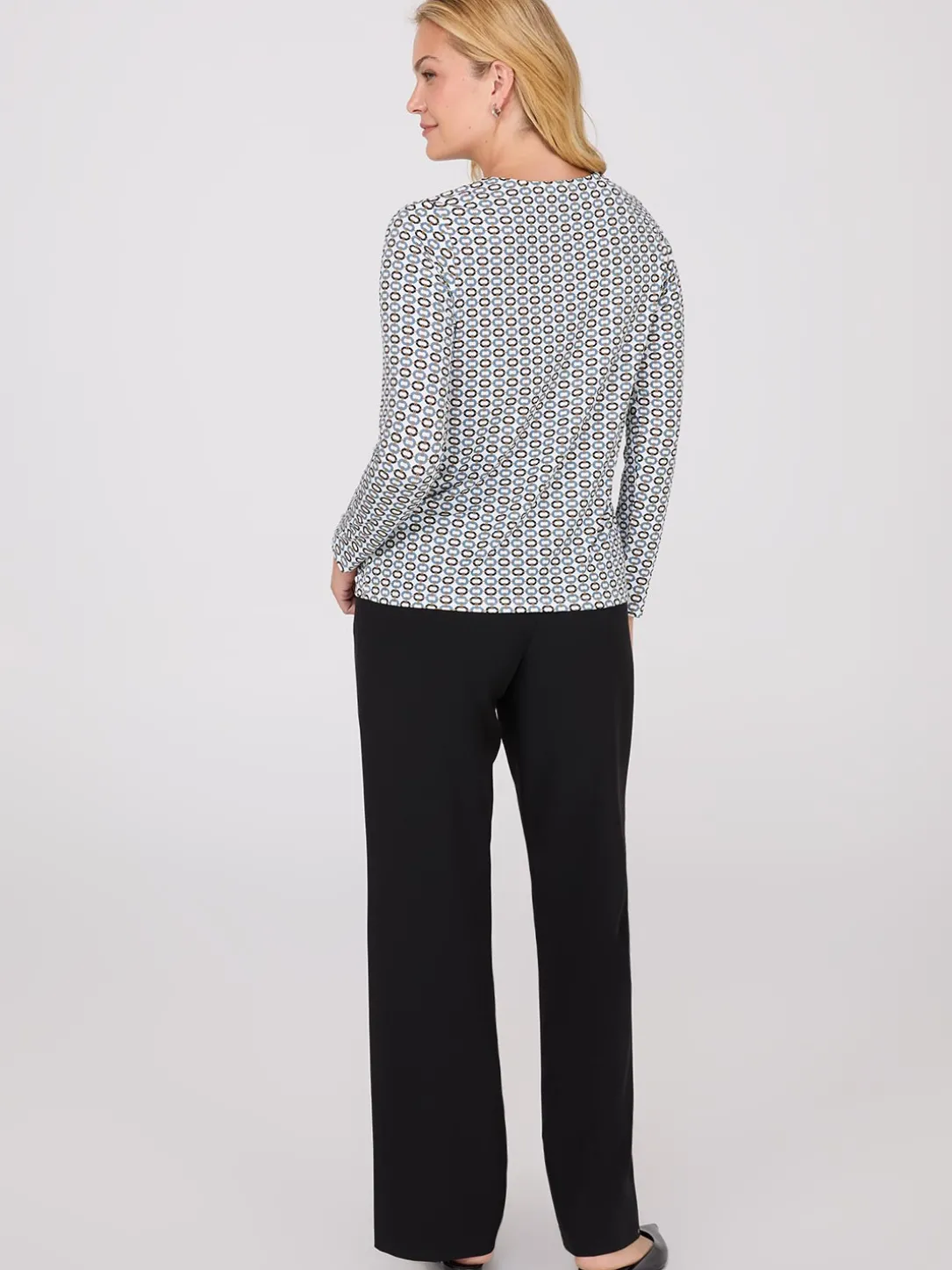 Chain Keyhole Printed Long Sleeve Top