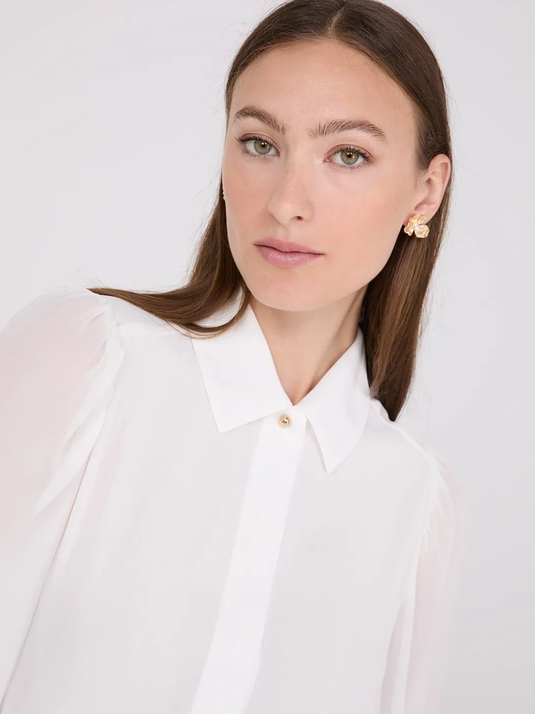 Chiffon Button-Front Volume Sleeve Blouse