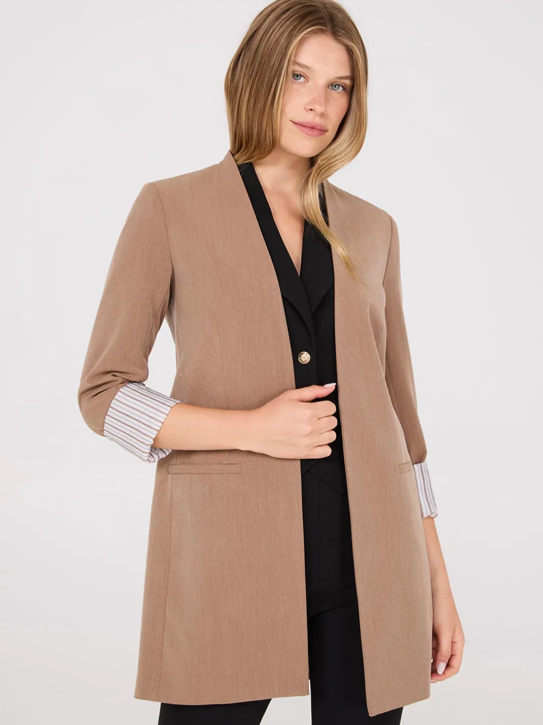 Collarless Open Blazer