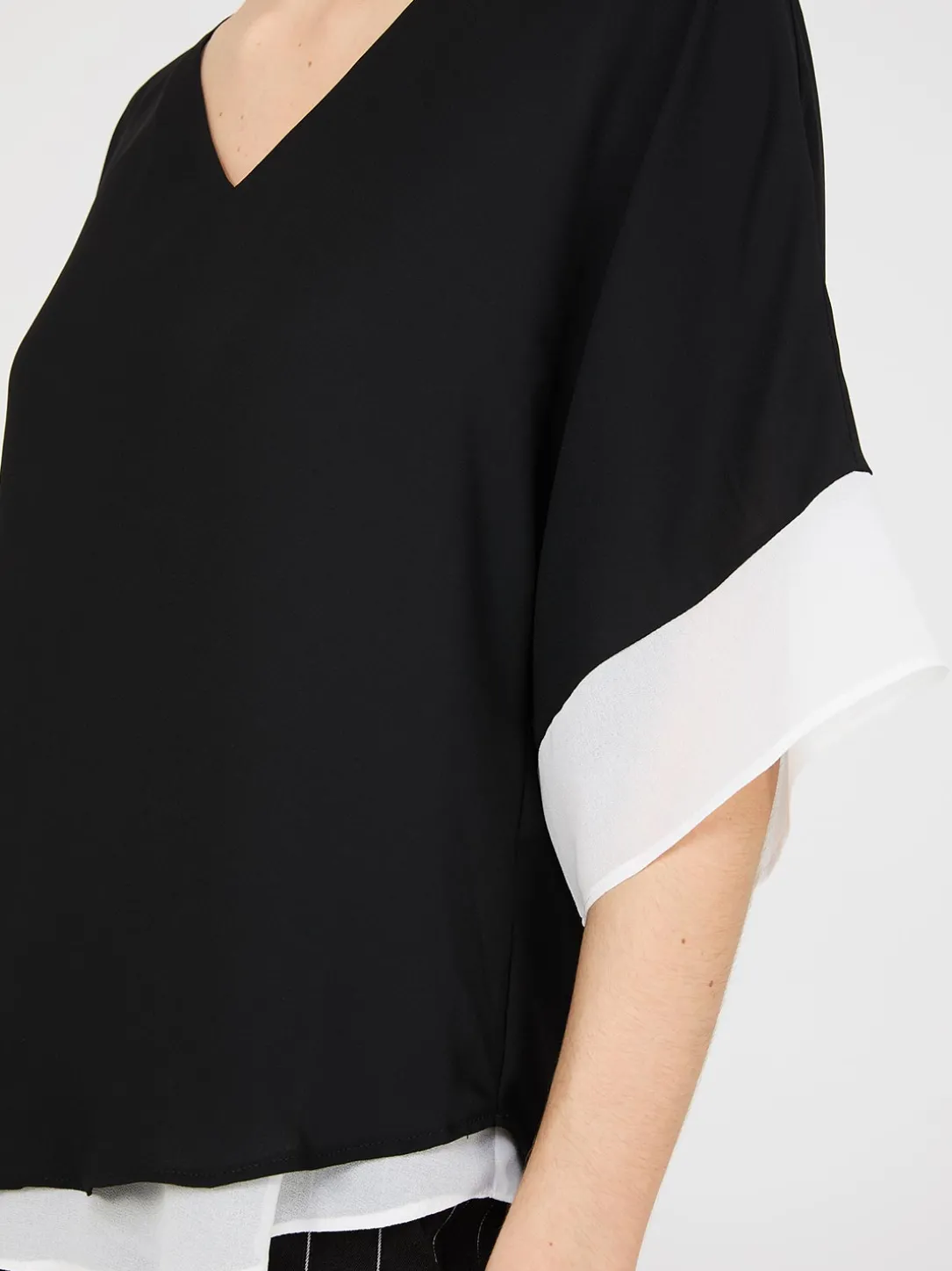 Colour Block V-Neck Dolman Sleeve Top