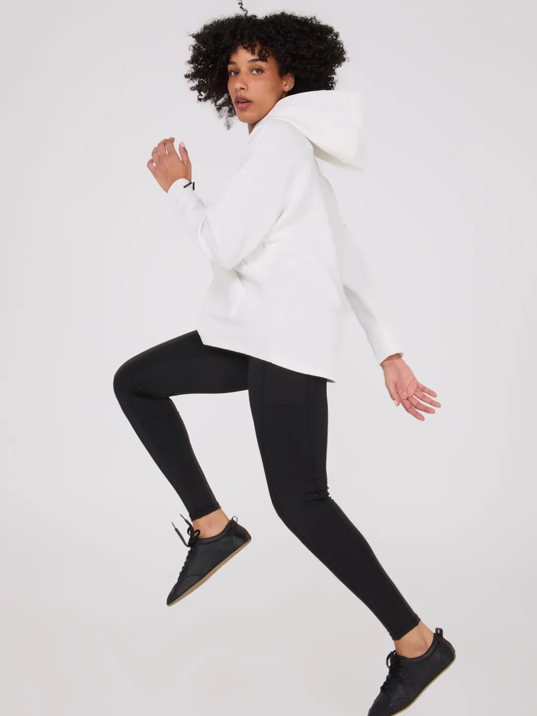 Criss-Cross Pocket Leggings