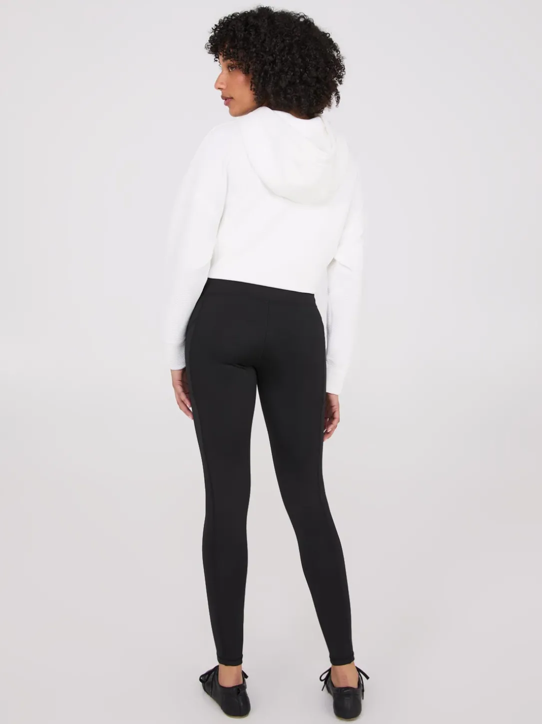 Criss-Cross Pocket Leggings