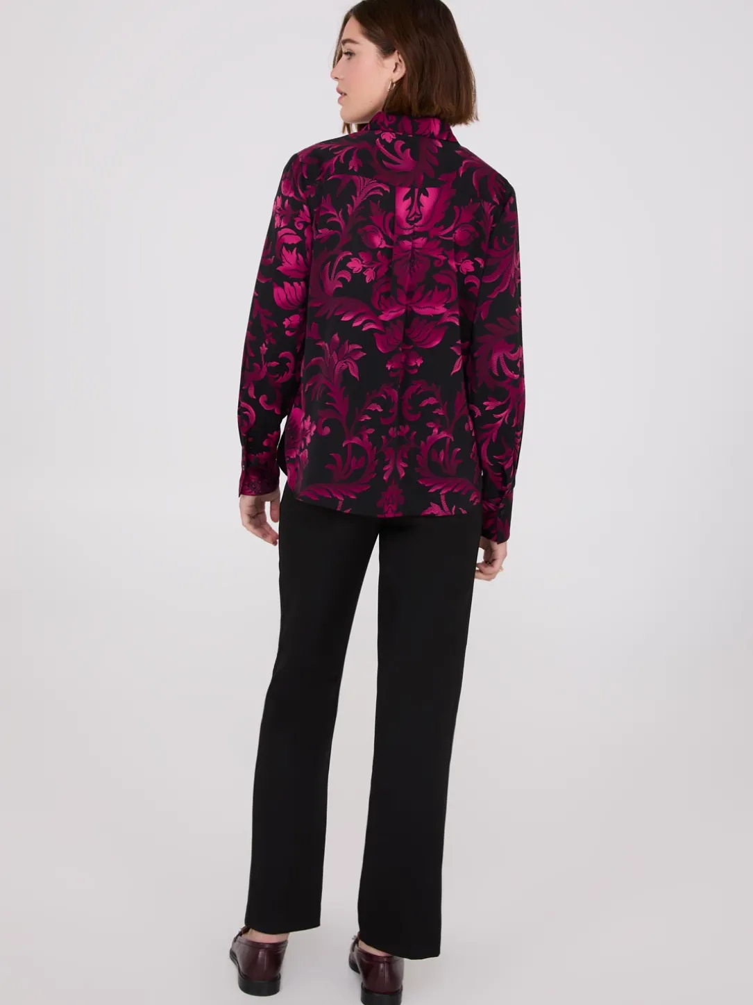 Floral Print Rounded Hem Blouse