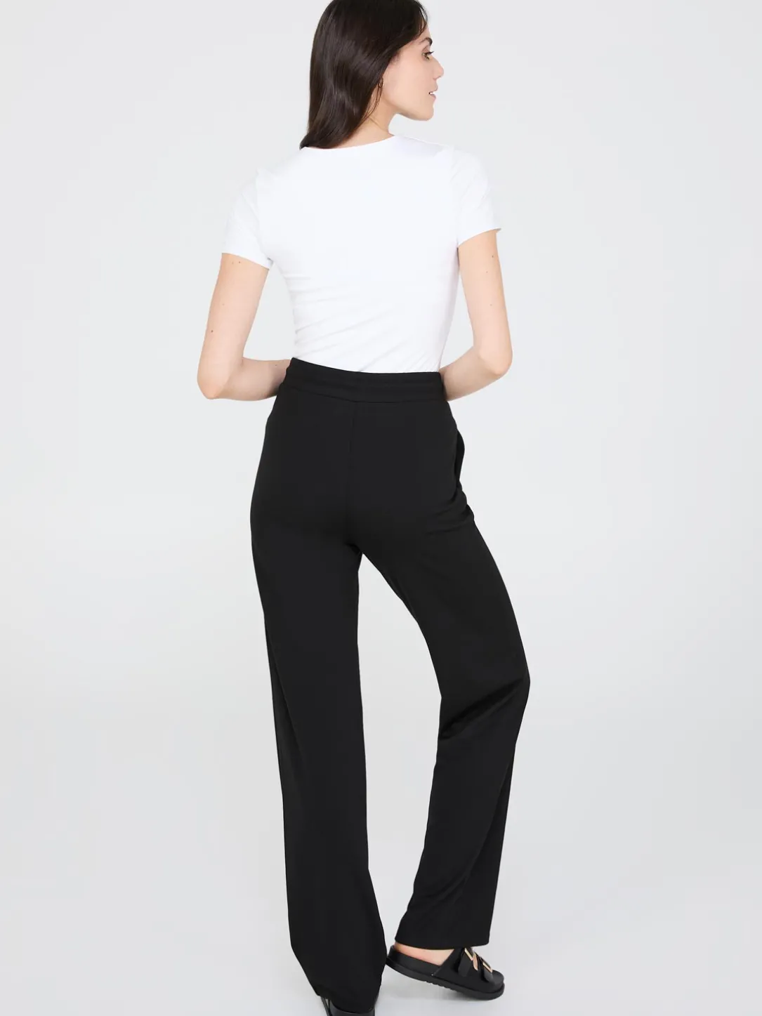 Front Pintuck Wide-Leg Pants