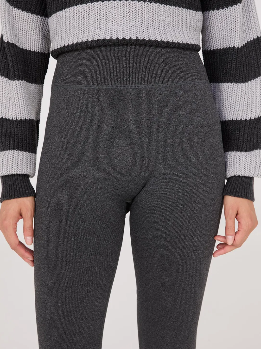 Fur Line Seamless Leggings