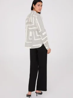Geo Print Rounded Hem Blouse