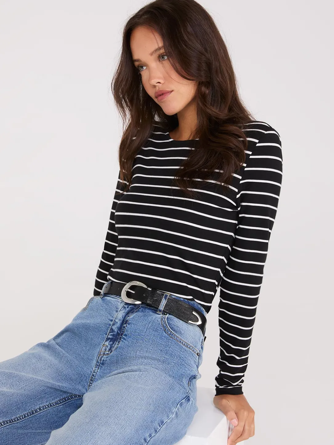 Horseshoe Buckle Belt