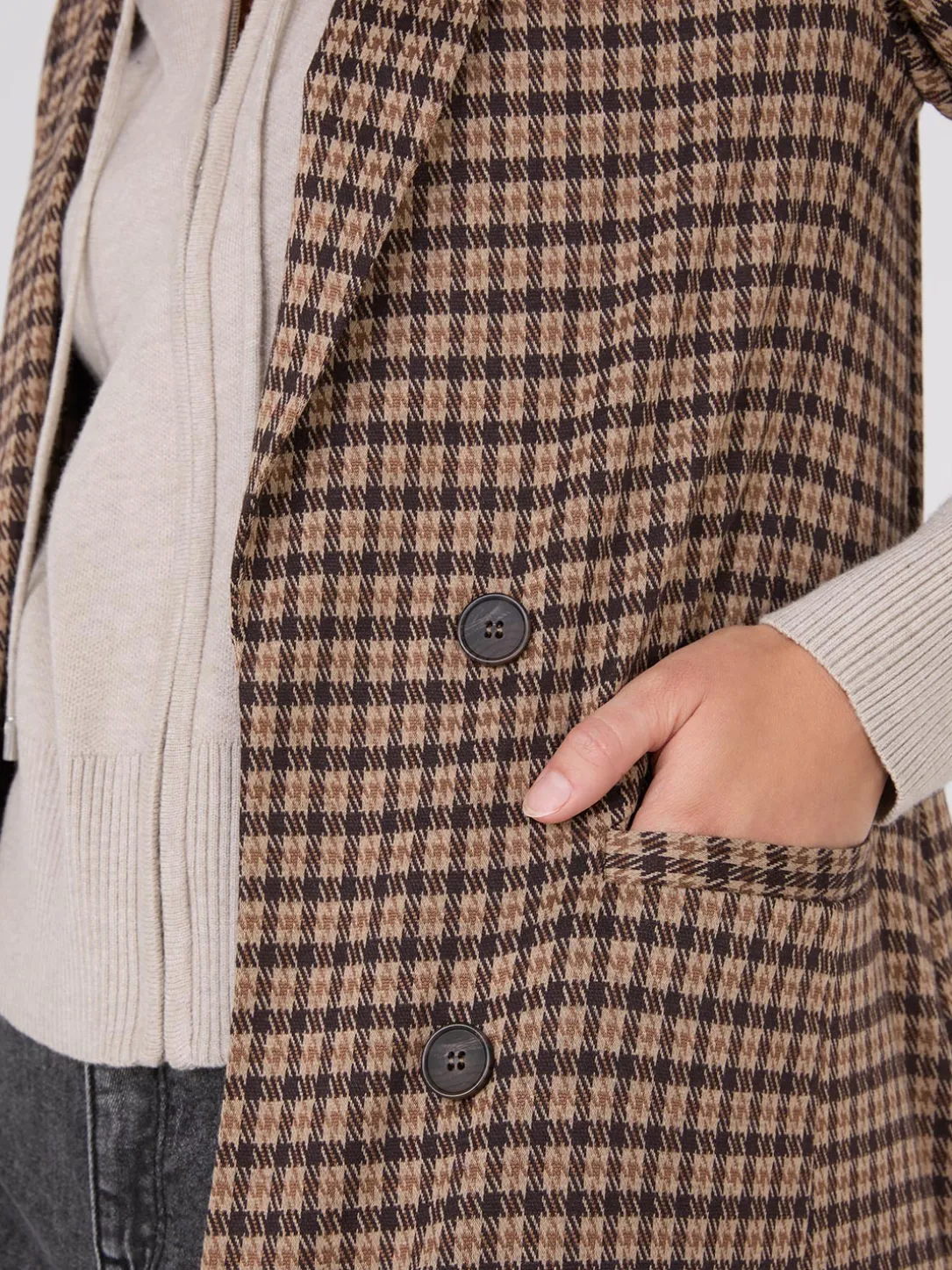 Houndstooth Jacquard Button-Front Blazer