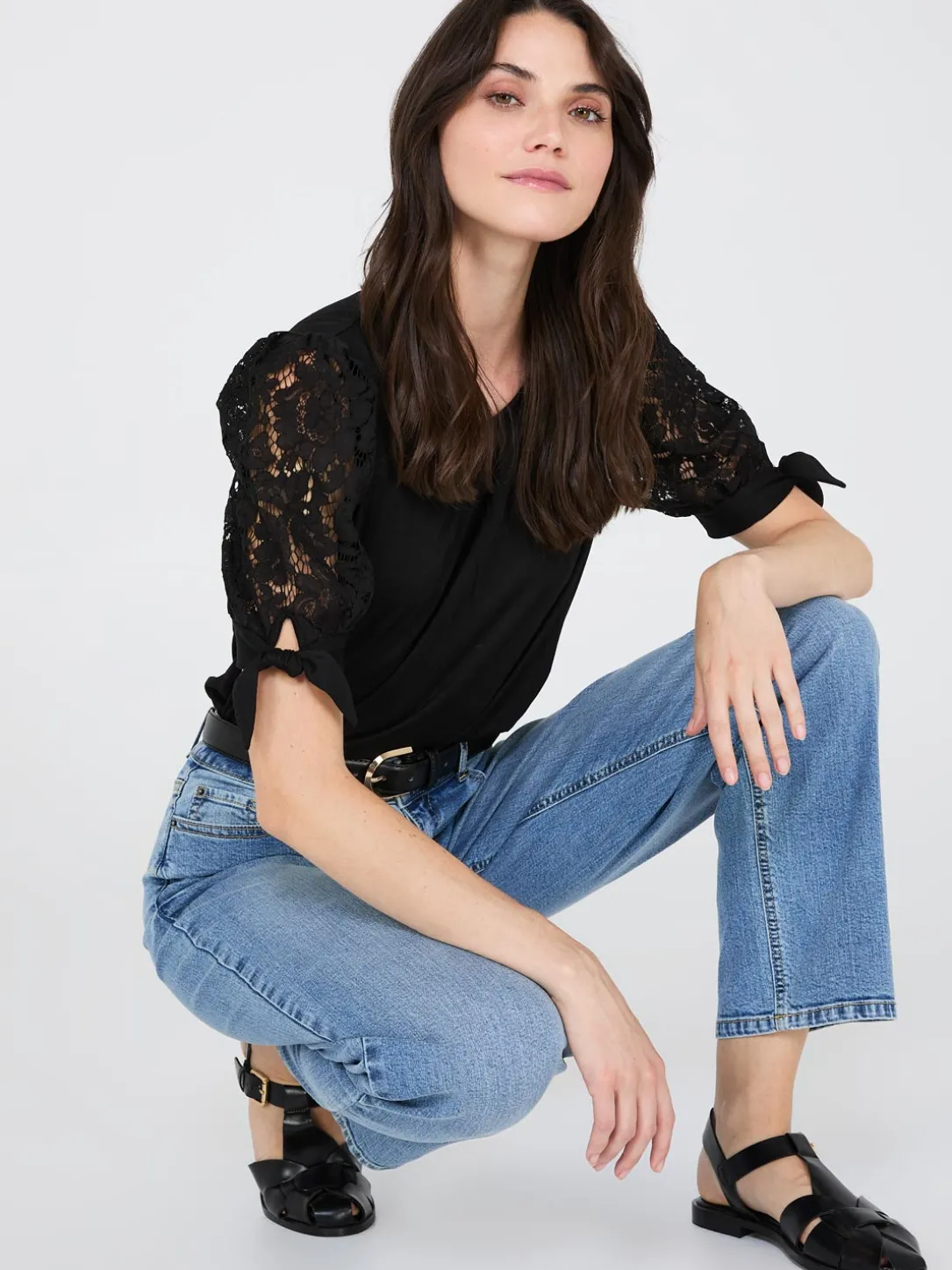 Lace Tie Sleeve Pleated Top