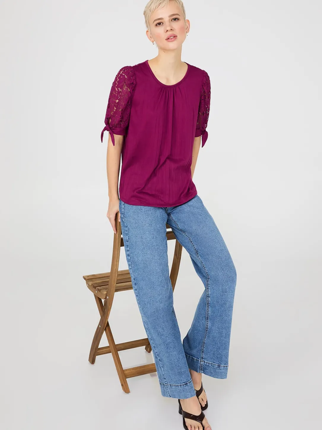 Lace Tie Sleeve Pleated Top