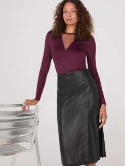 Mesh V-Neck Long Sleeve Top