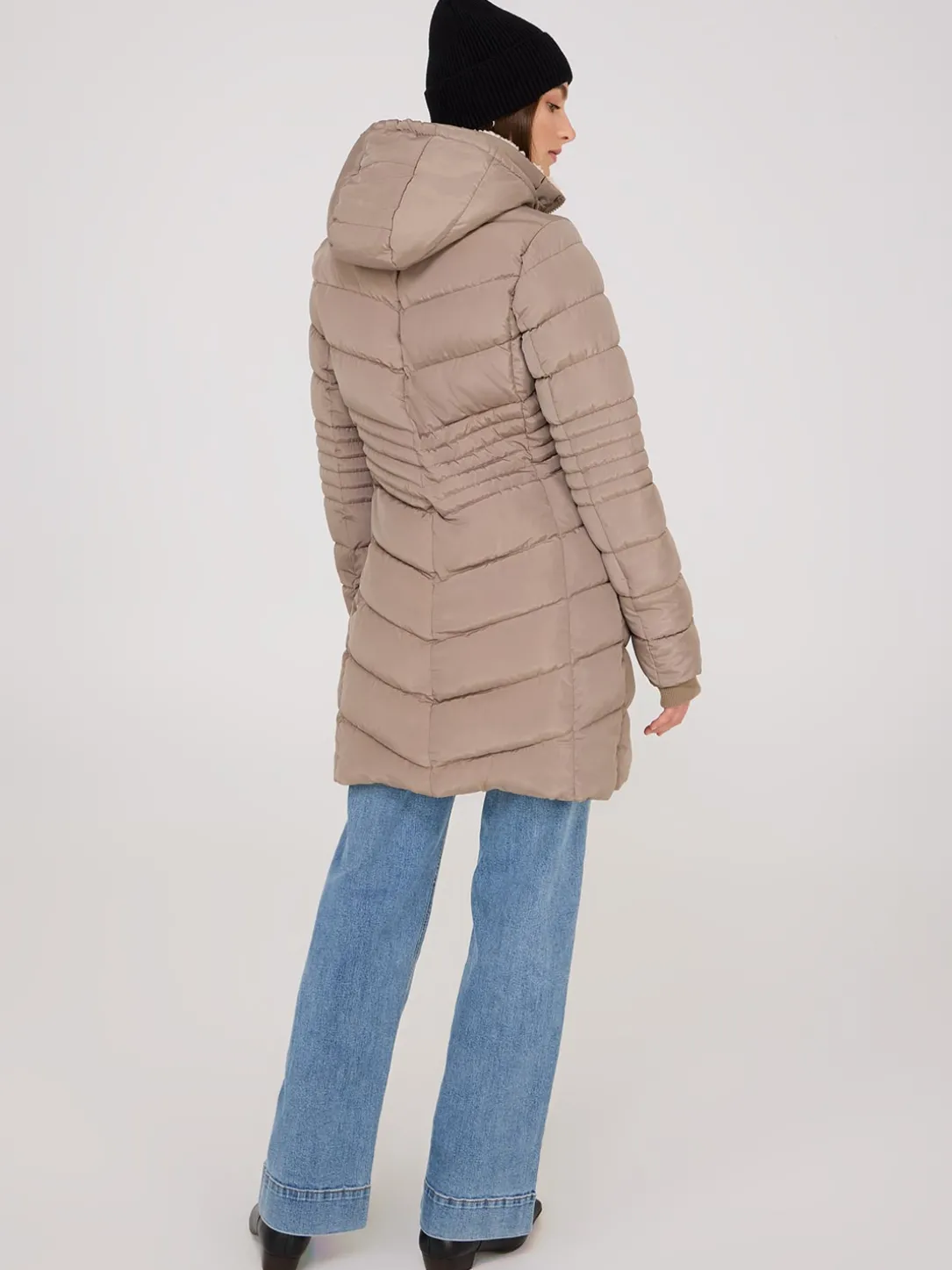Mid-Length Hooded Puffer
