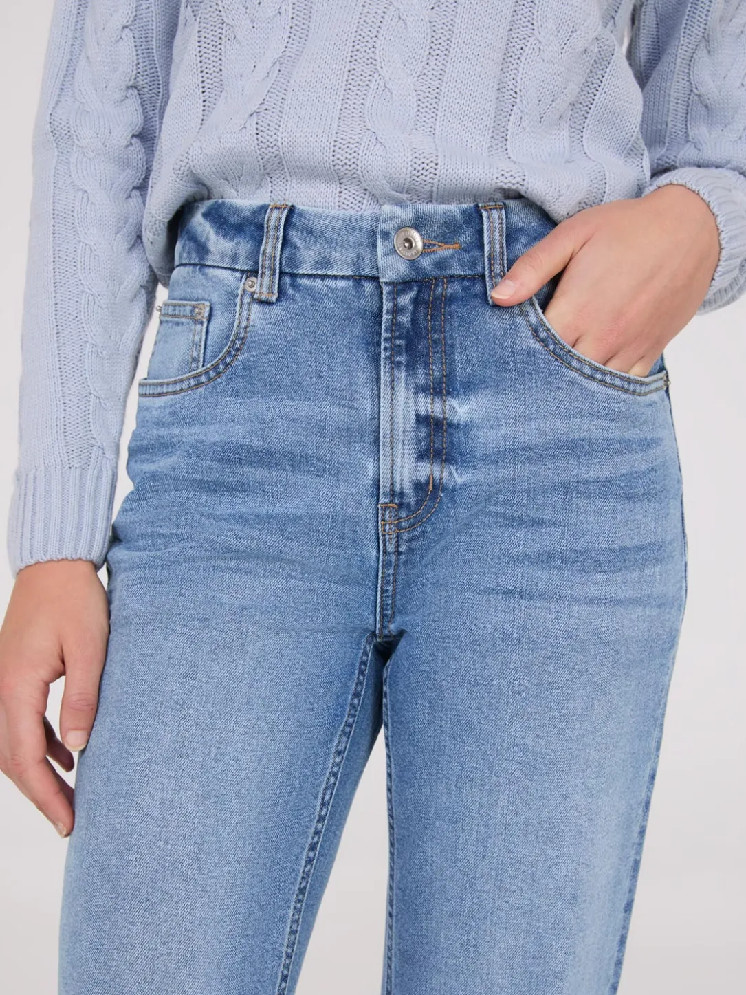 Mid-Rise Straight Leg Jeans