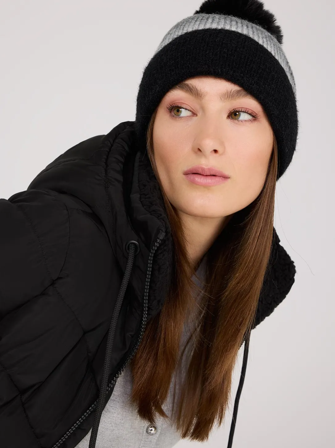 Ombre Knit Hat With Pom Pom