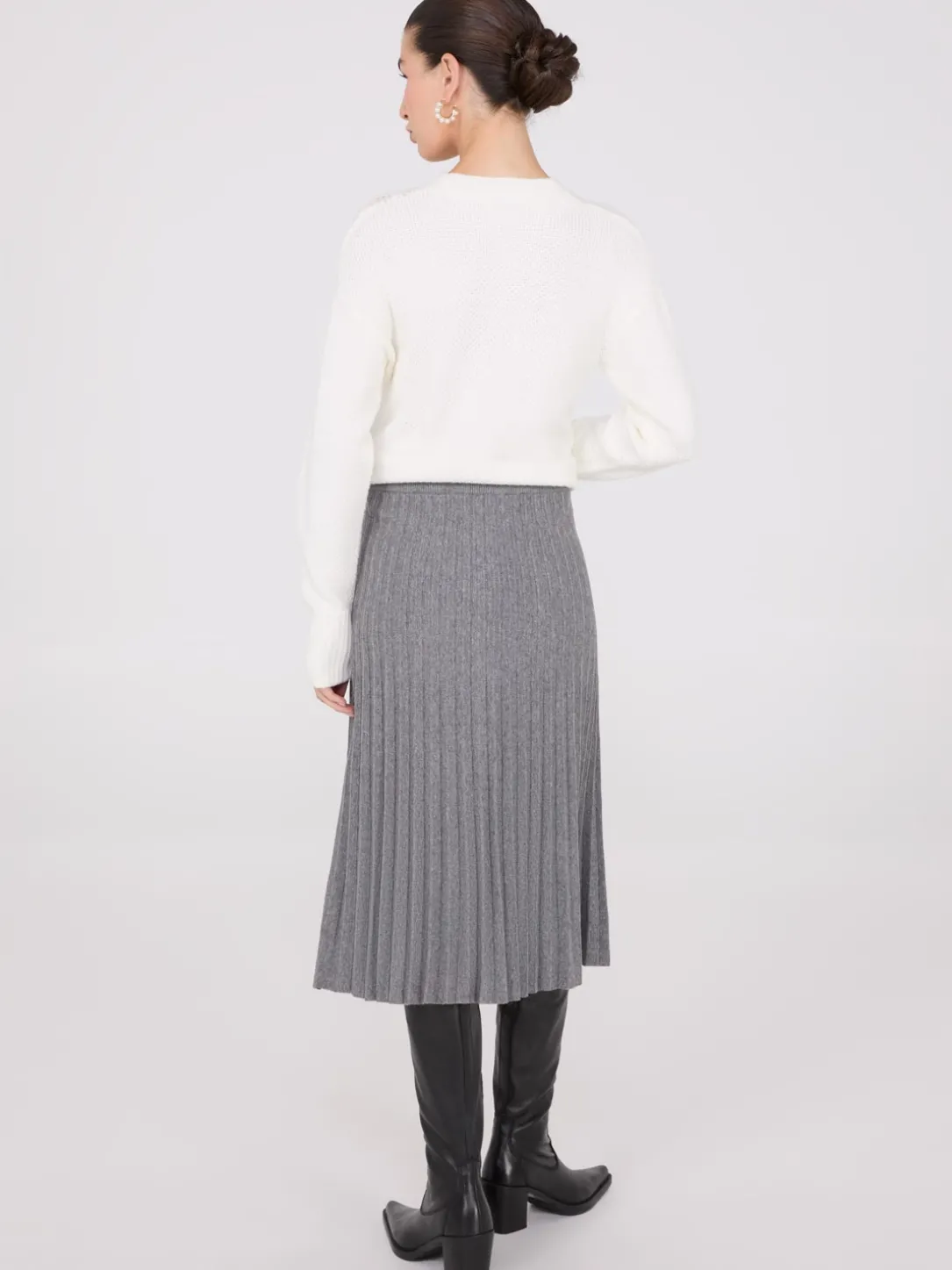 Pleated Knit Sweater Midi Skirt