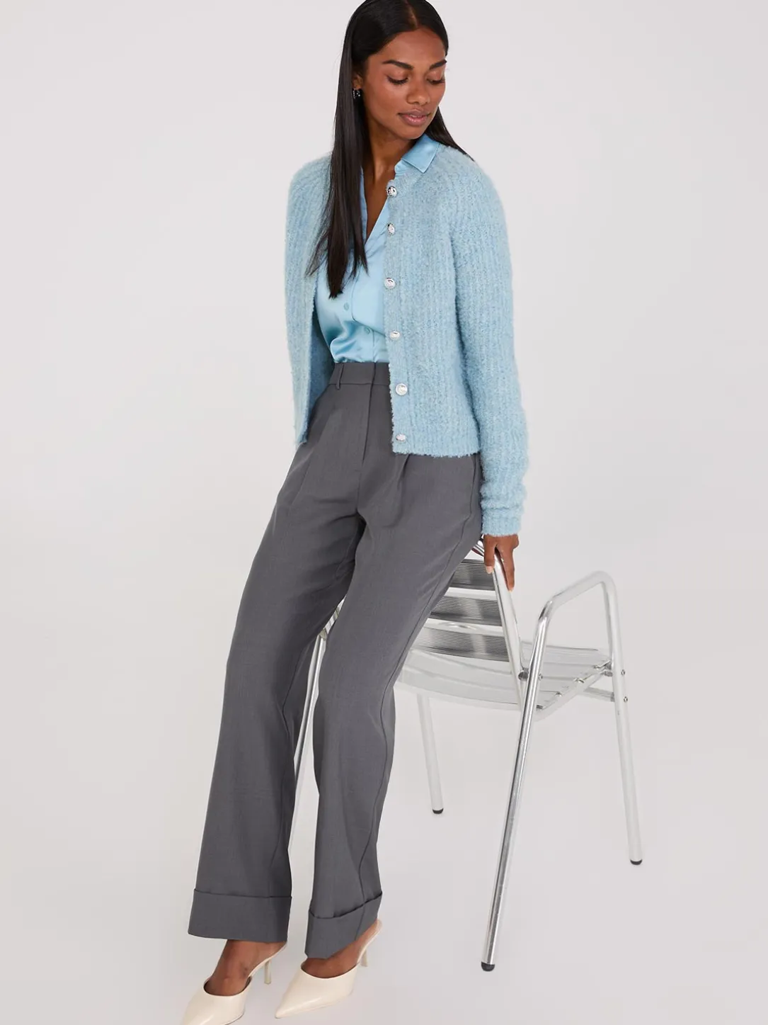 Pleated Wide-Leg Pants With Cuff