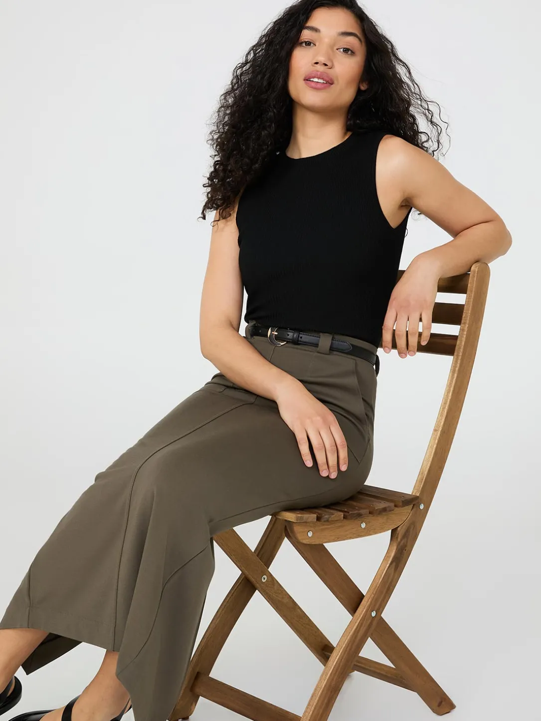 Porkchop Pocket Column Skirt