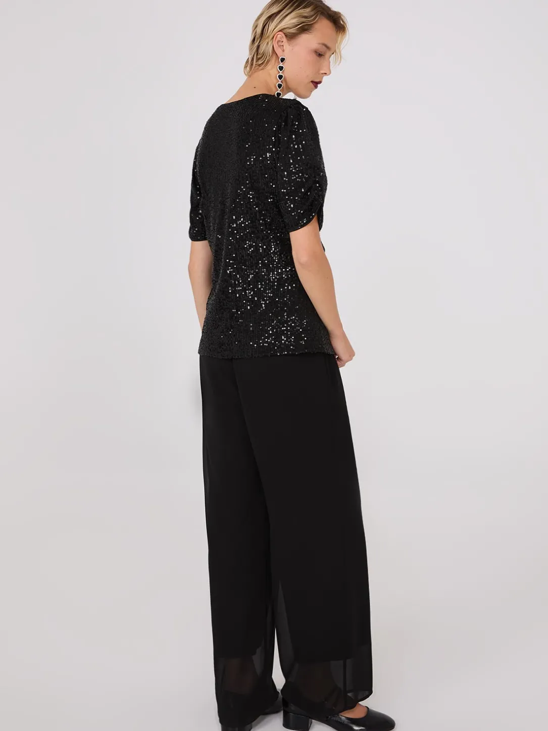 Ruched Short Sleeve Sequin Top