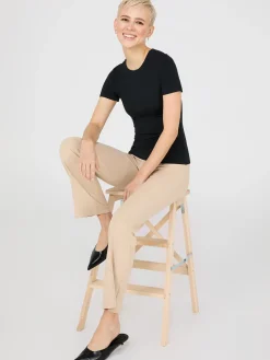 Sculpting Crew Neck T-Shirt