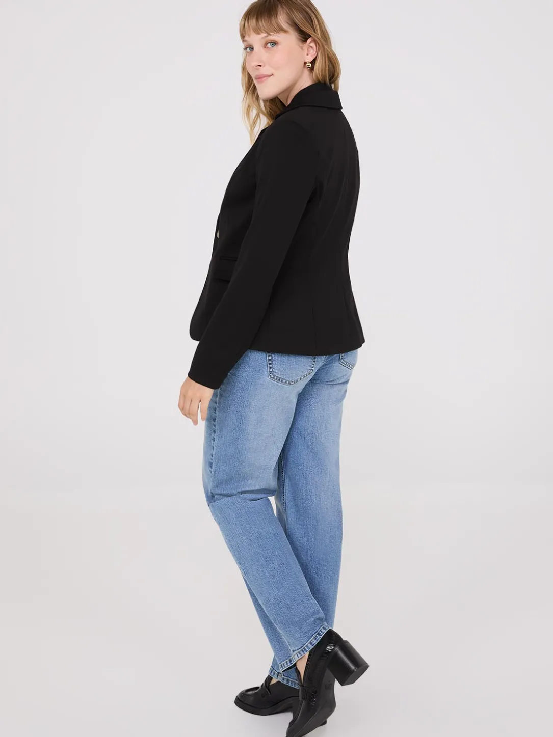 Short 1-Button Blazer