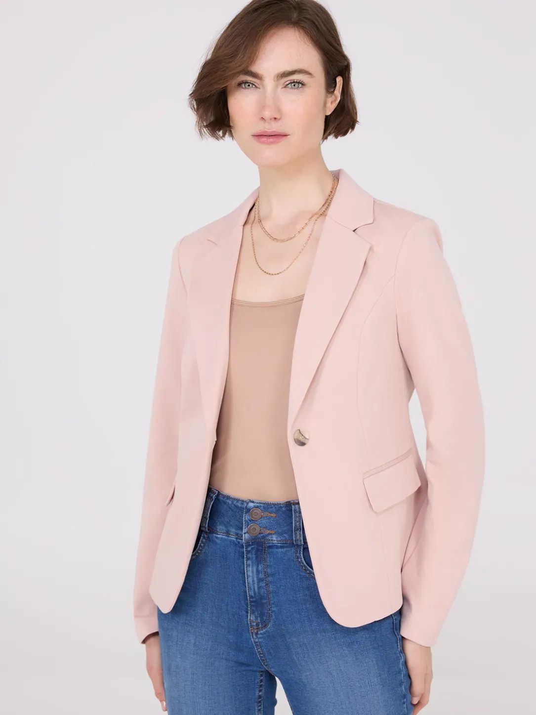 Short 1-Button Blazer