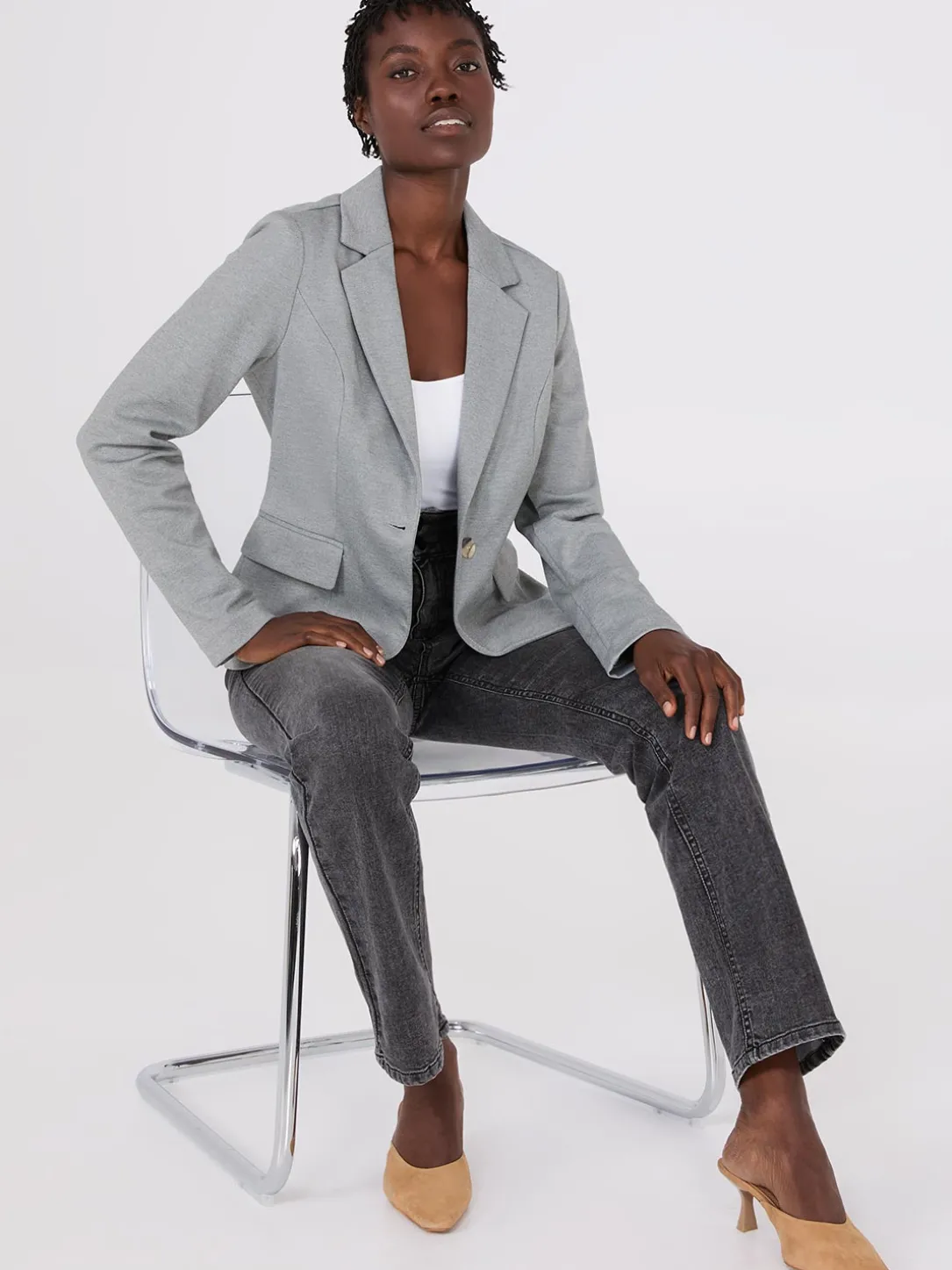 Short 1-Button Blazer