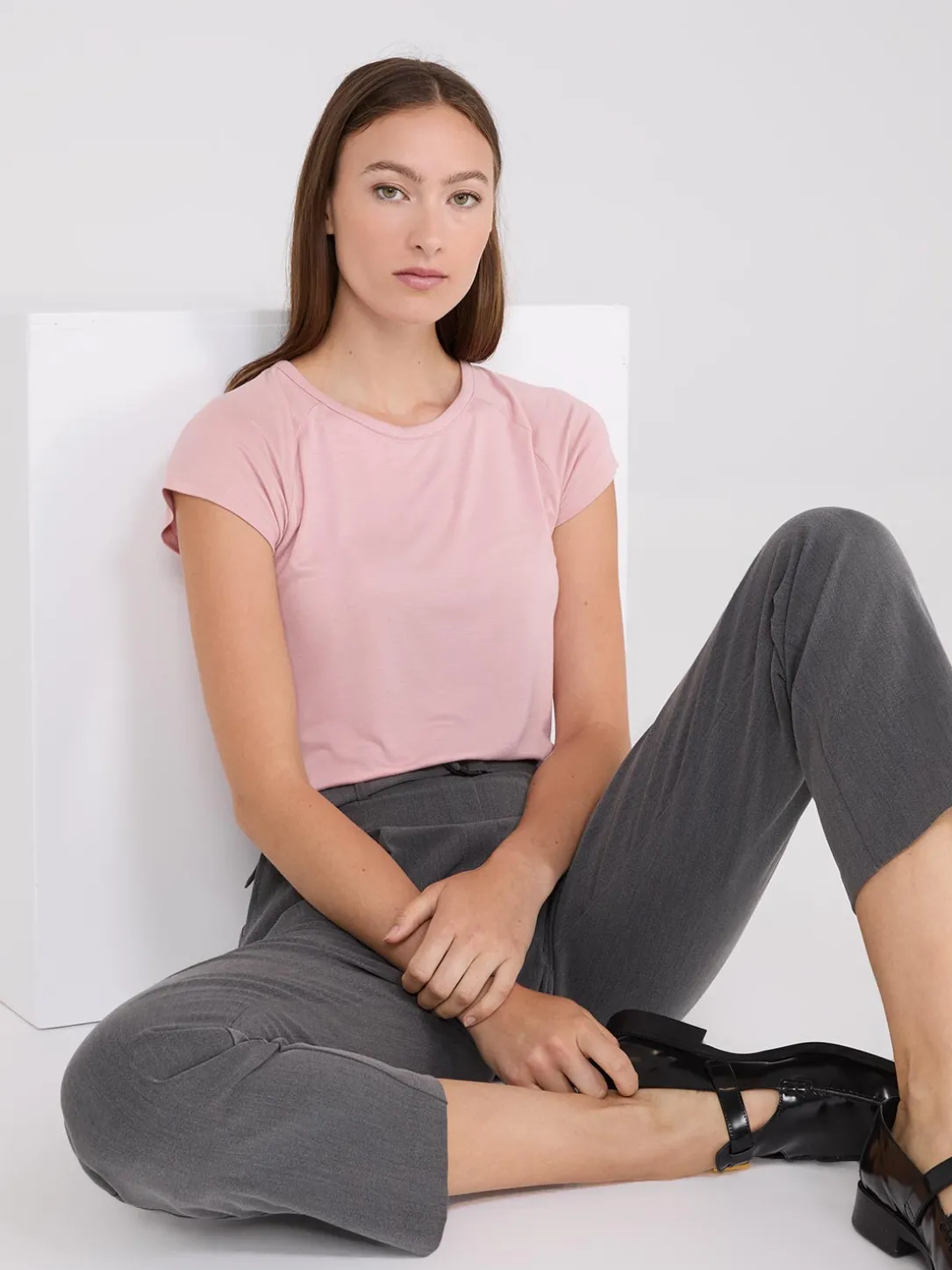 Short Raglan Sleeve T-Shirt