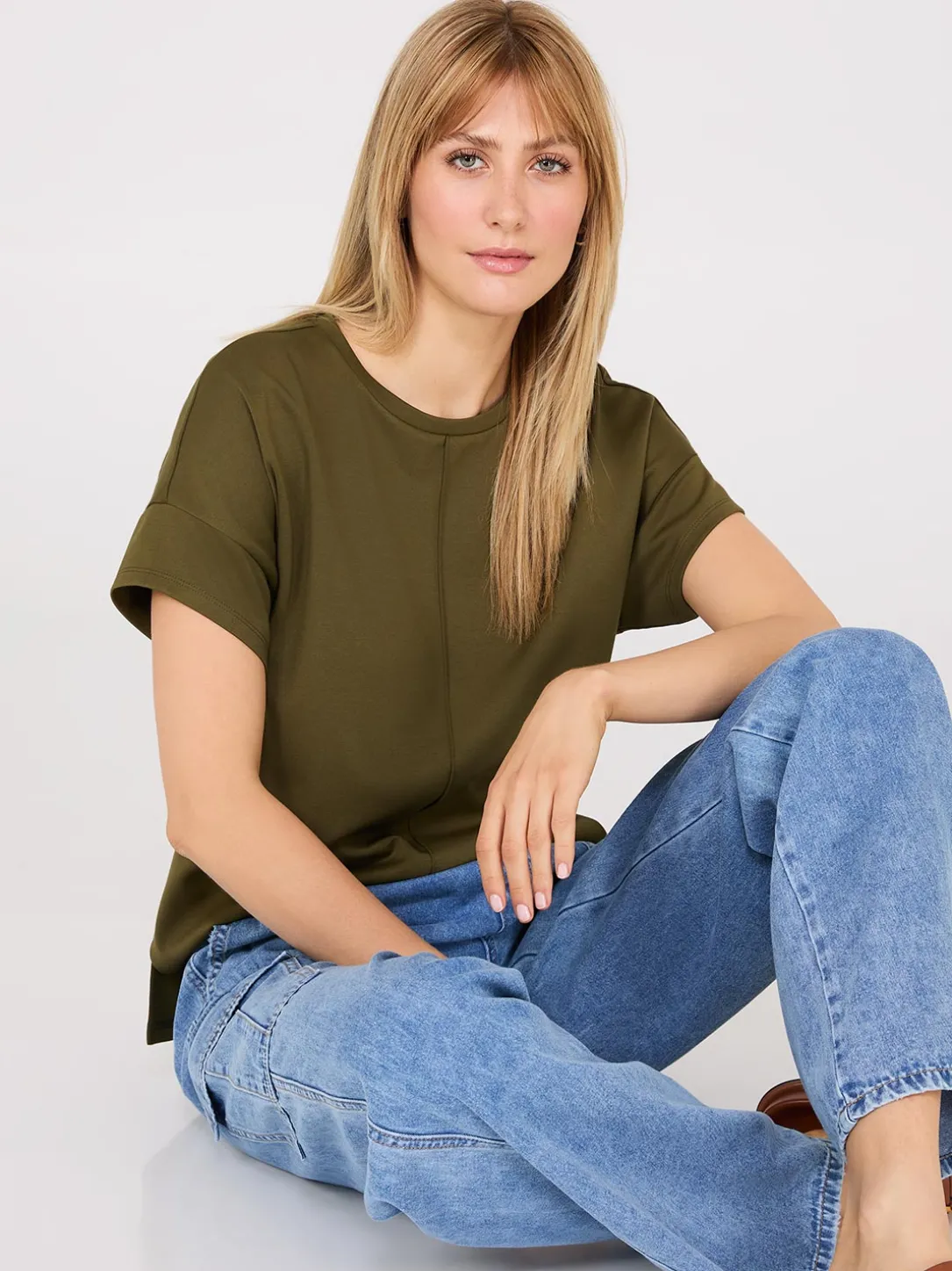 Short Sleeve Relaxed Fit T-Shirt