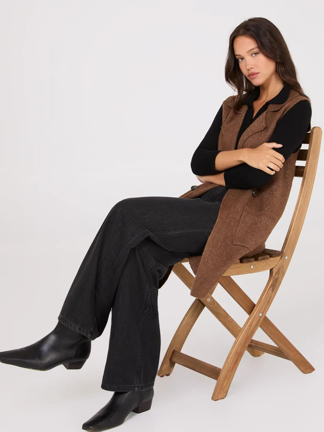 Sleeveless Collared Duster