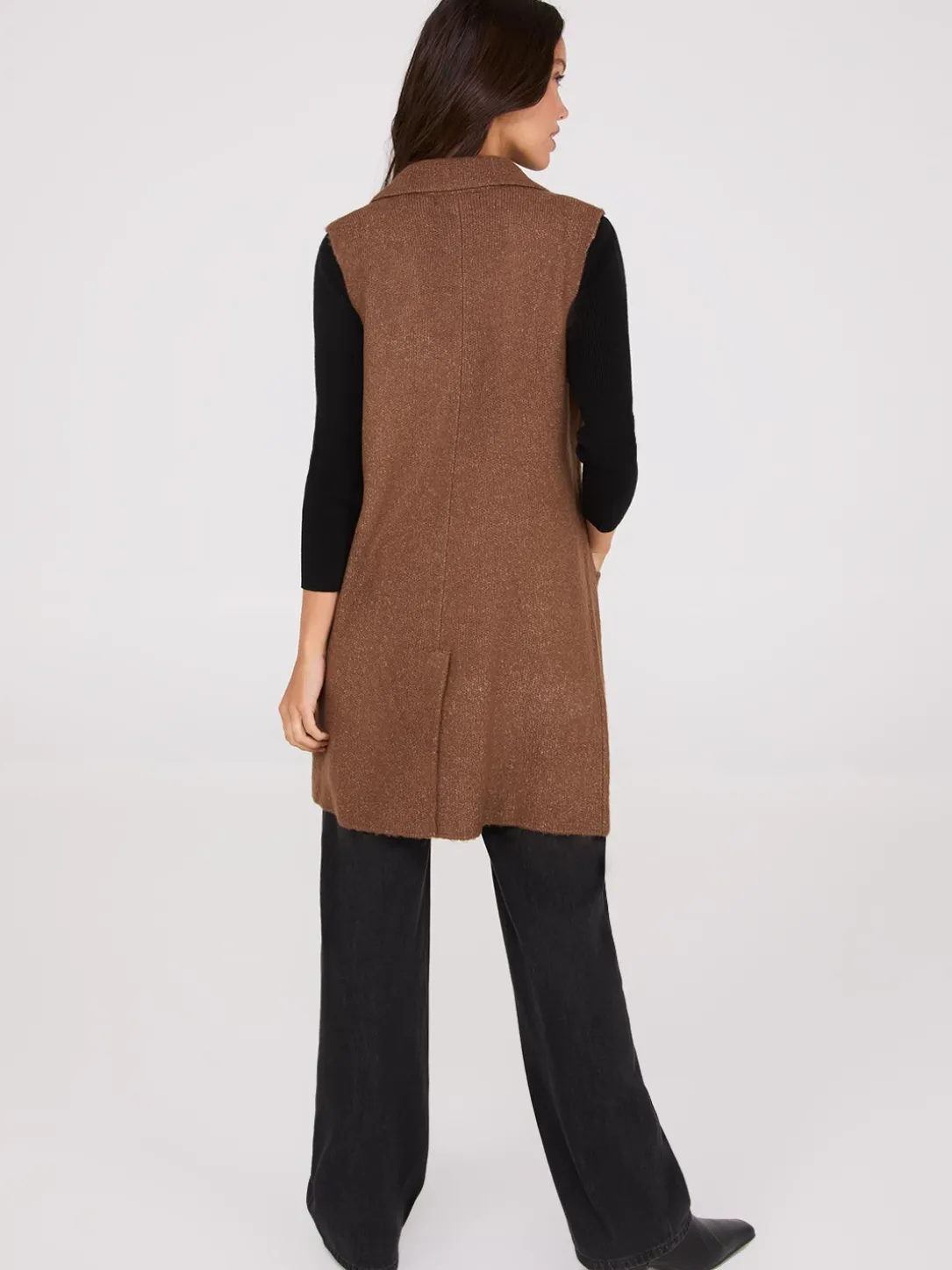 Sleeveless Collared Duster