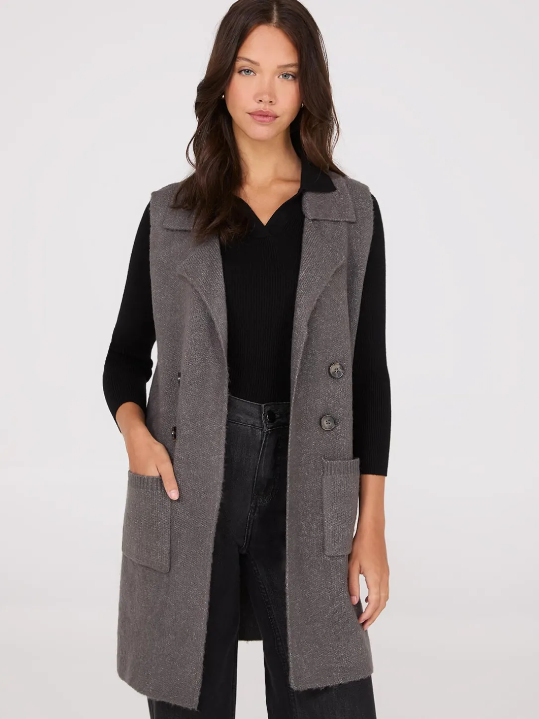 Sleeveless Collared Duster