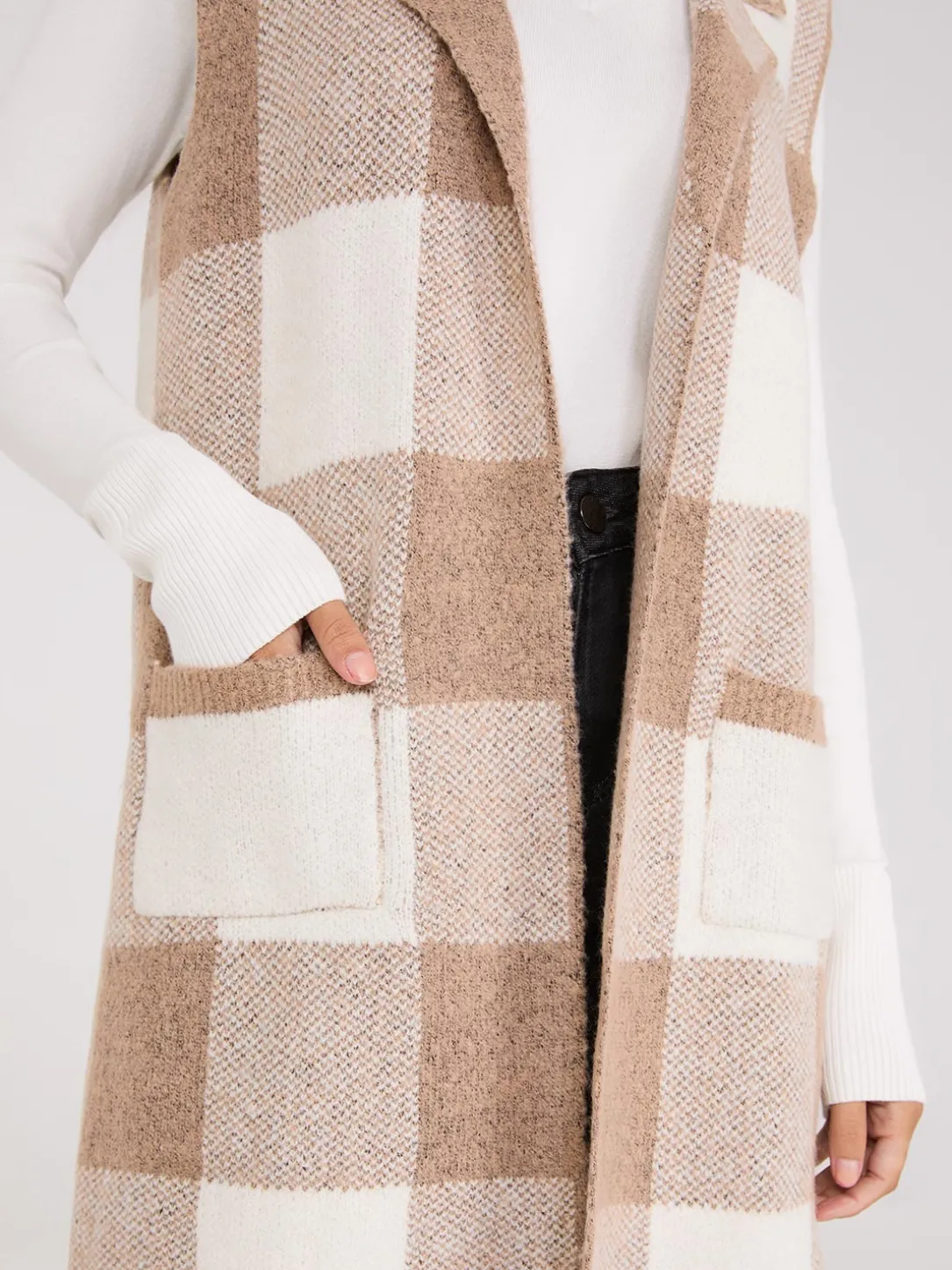 Sleeveless Plaid Collared Duster