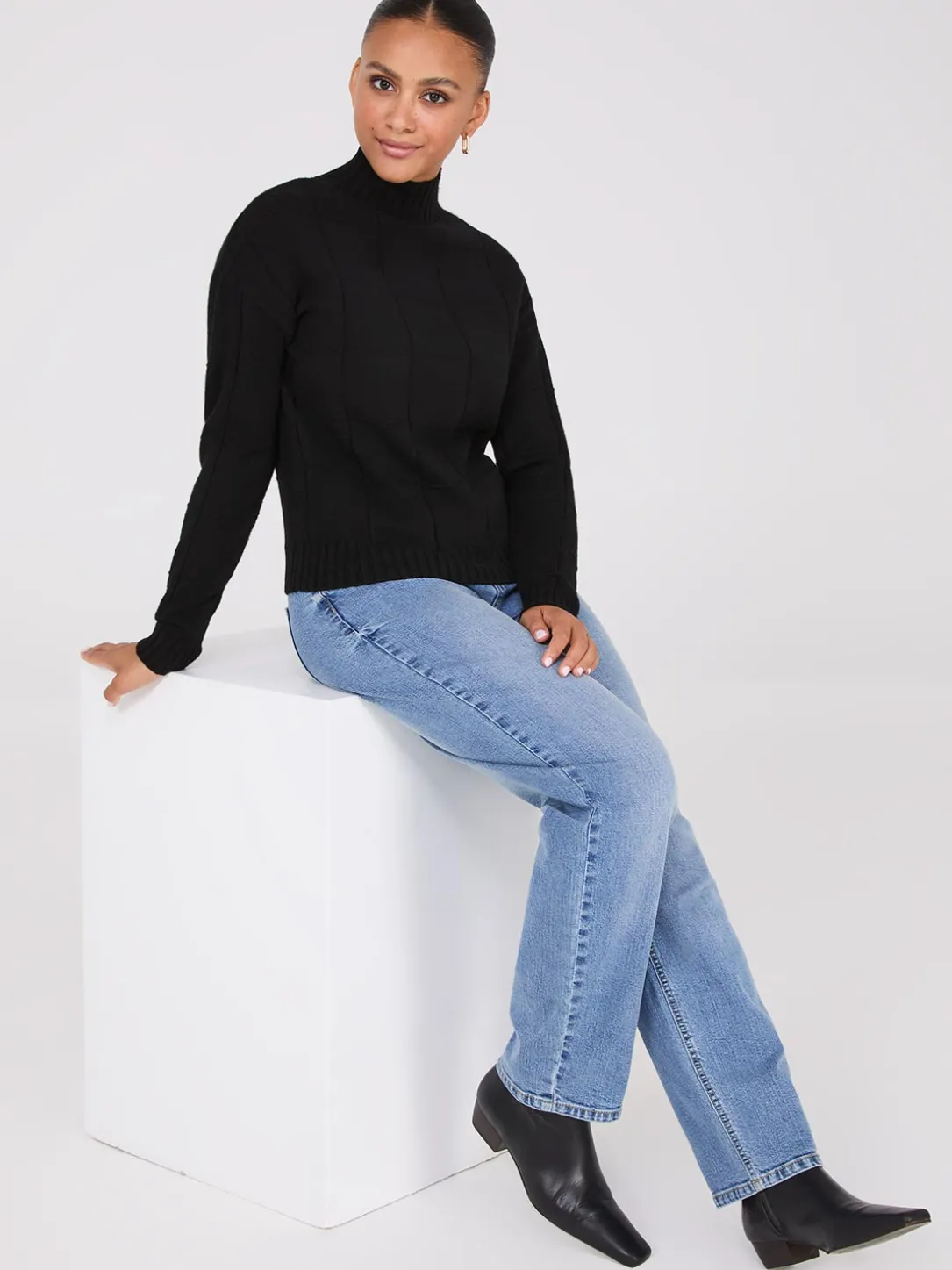 Square Pattern Mock Neck Sweater