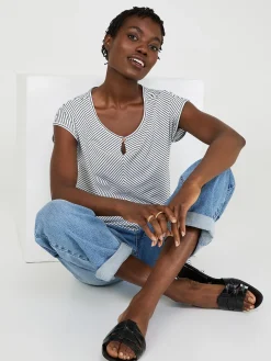 Striped Front Keyhole Top
