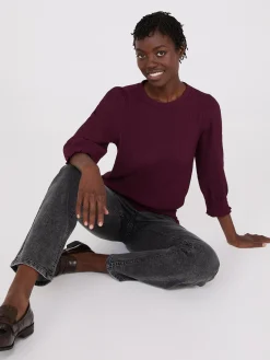Textured 3/4 Sleeve Round Neck Top