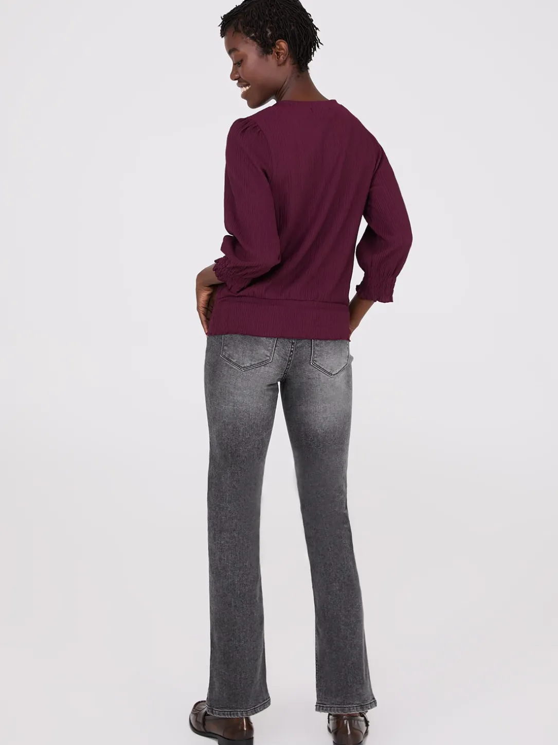 Textured 3/4 Sleeve Round Neck Top
