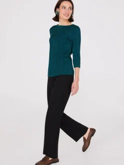 Wave Pattern Boat Neck Top