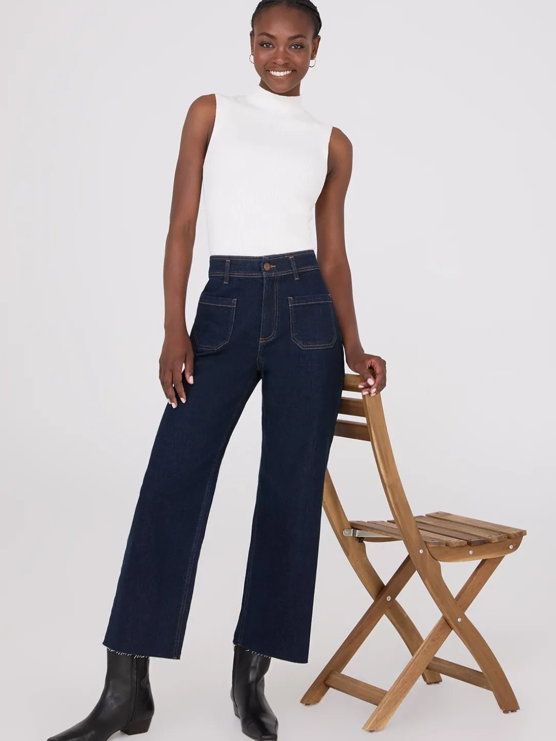 Wide-Leg Raw Edge Jeans